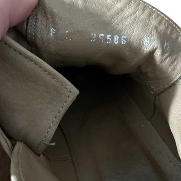 Stuart Weitzman Beige Ankle Booties - Picture 7 of 9